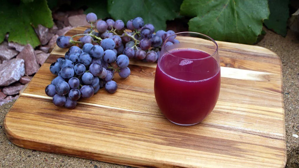 фотография продукта Виноградный сок Сира